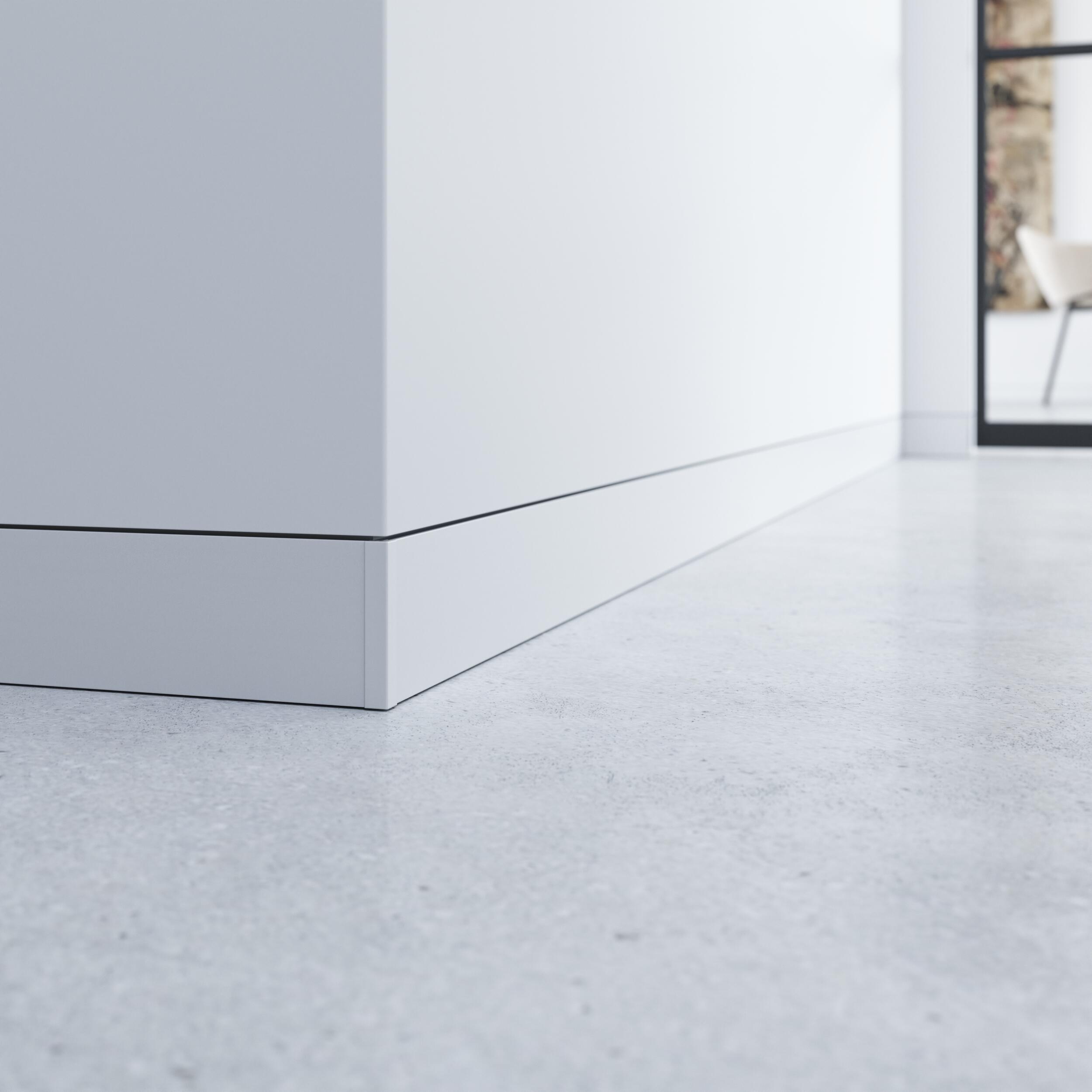 Soklová lišta s vonkajšou spojkou