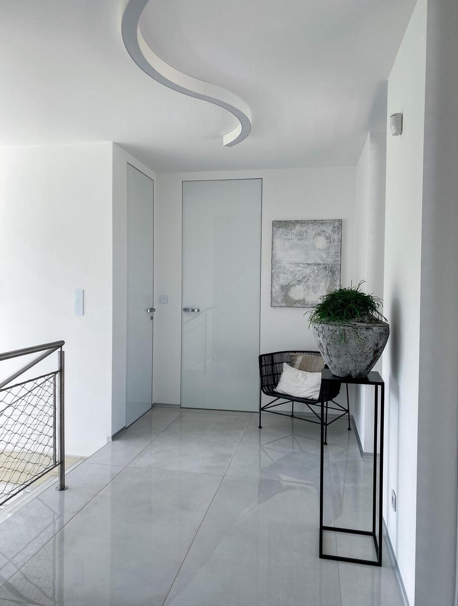 Skrytá zárubňa Dual